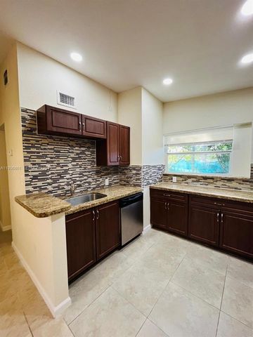 501 Carolina Ave, Fort Lauderdale, FL 33312