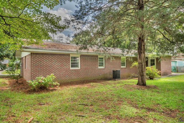 204 Randy Circle, Warner Robins, GA 31088