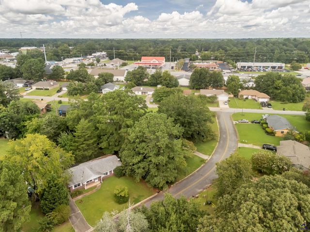 204 Randy Circle, Warner Robins, GA 31088
