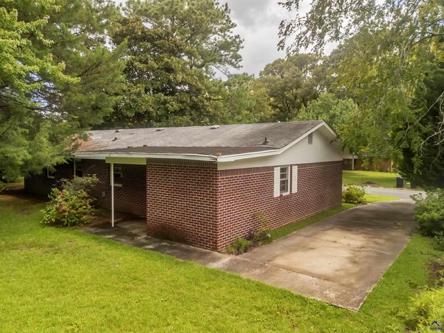 204 Randy Circle, Warner Robins, GA 31088