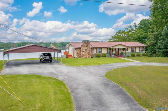 3780 Lakefront Circle, Southside, AL 35907