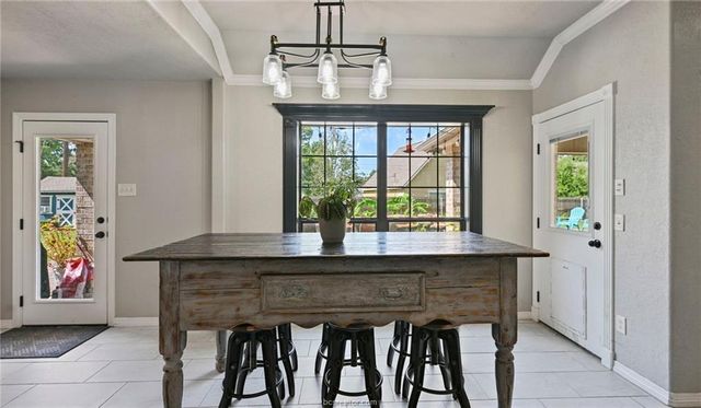 1108 Honeysuckle Ln, Caldwell, TX 77836