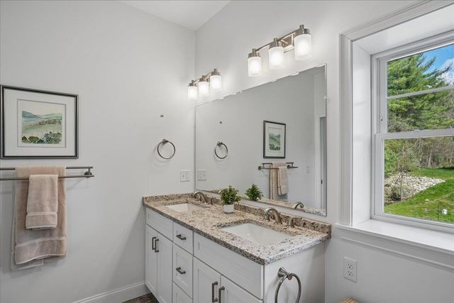 7 John Hardie Way, Chichester, NH 03258