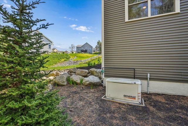7 John Hardie Way, Chichester, NH 03258