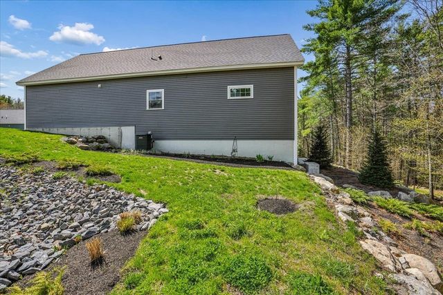 7 John Hardie Way, Chichester, NH 03258