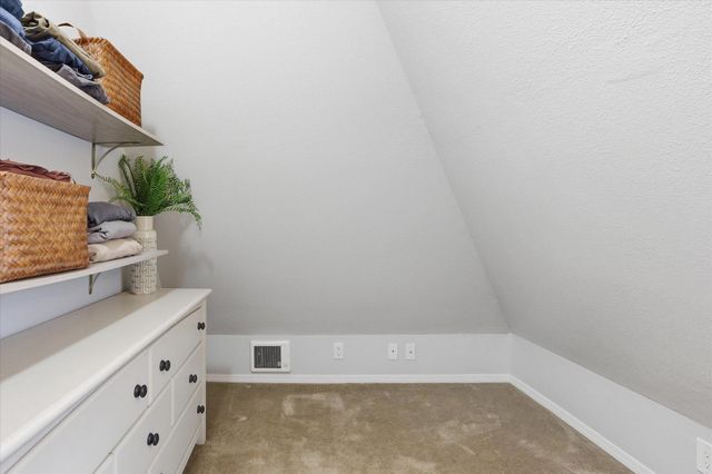 512 W Montgomery Ave, Spokane, WA 99205