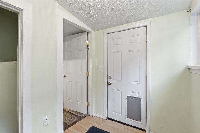 512 W Montgomery Ave, Spokane, WA 99205