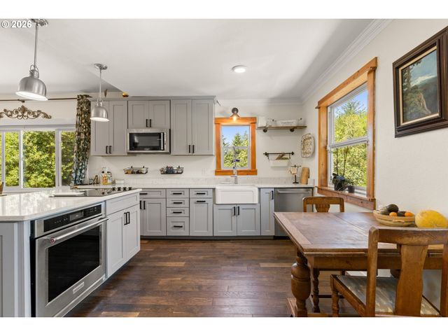 13505 Ne GRANTHAM Rd, Amboy, WA 98601