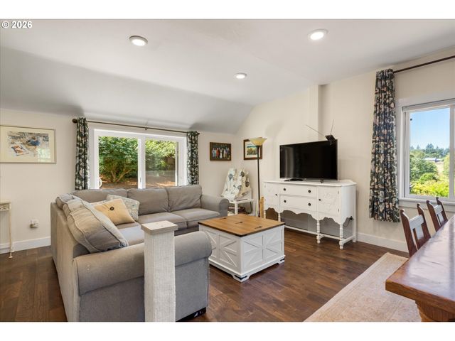 13505 Ne GRANTHAM Rd, Amboy, WA 98601