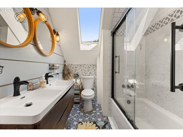 13505 Ne GRANTHAM Rd, Amboy, WA 98601