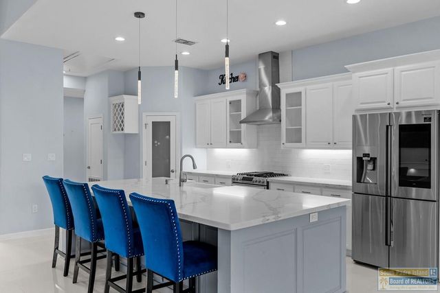 914 Palm Blvd, Laguna Vista, TX 78578