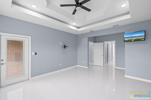 914 Palm Blvd, Laguna Vista, TX 78578