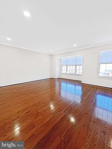 18200 PALADIN DR, Olney, MD 20832