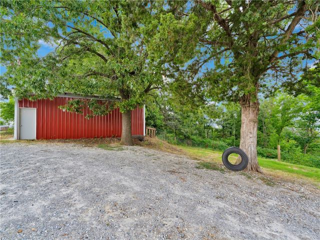 1296 Madison 7855, Huntsville, AR 72740