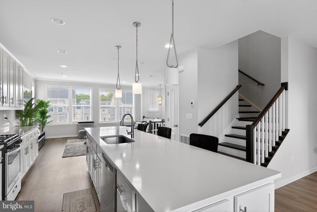 1030 FLESTER LN, Laurel, MD 20707