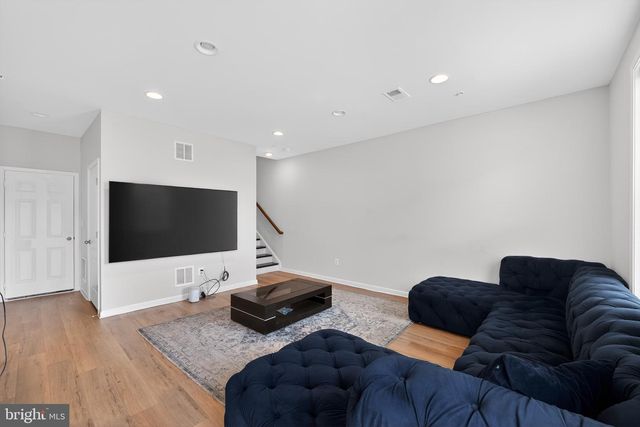 1030 FLESTER LN, Laurel, MD 20707