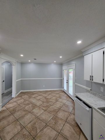 117 Victor Street, Warner Robins, GA 31088