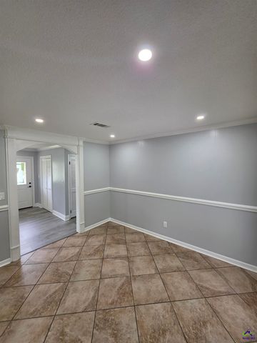 117 Victor Street, Warner Robins, GA 31088