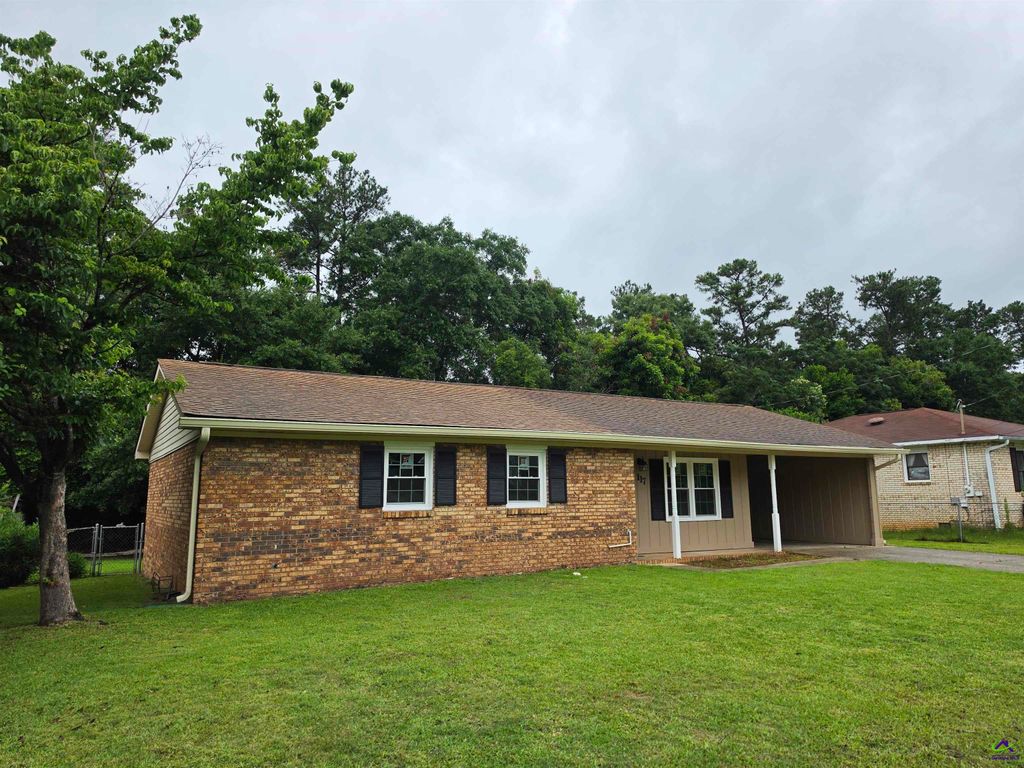 117 Victor Street, Warner Robins, GA 31088