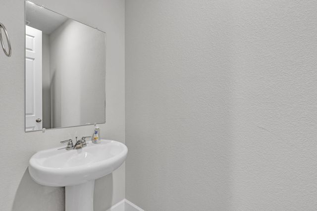 9105 Cambrils Drive NW, Albuquerque, NM 87114