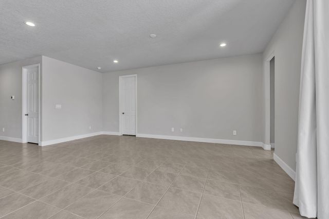 9105 Cambrils Drive NW, Albuquerque, NM 87114
