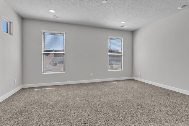9105 Cambrils Drive NW, Albuquerque, NM 87114