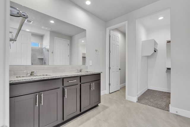 9105 Cambrils Drive NW, Albuquerque, NM 87114