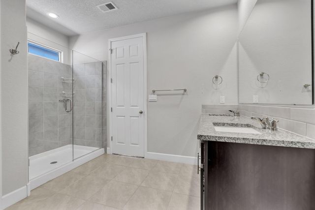 9105 Cambrils Drive NW, Albuquerque, NM 87114