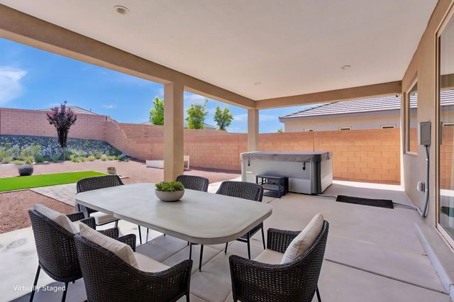 9105 Cambrils Drive NW, Albuquerque, NM 87114