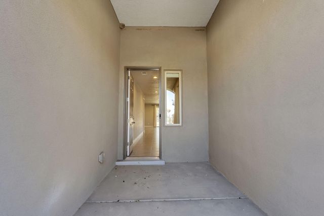 9105 Cambrils Drive NW, Albuquerque, NM 87114