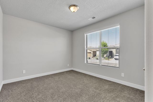 9105 Cambrils Drive NW, Albuquerque, NM 87114