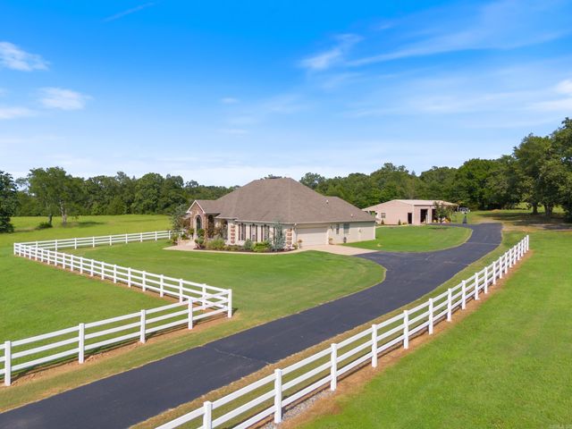 374 Highway 225 East, Greenbrier, AR 72058