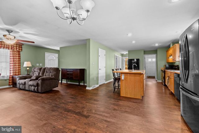 104 N GRANT ST, Williamstown, PA 17098