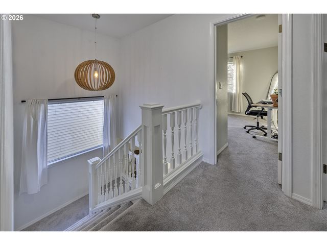 6223 N YALE St, Portland, OR 97203