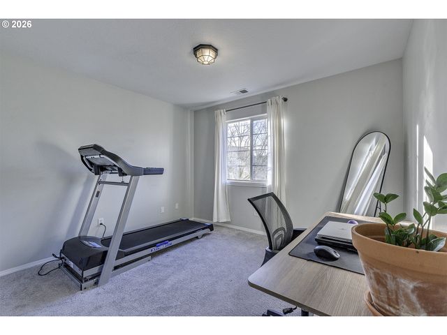 6223 N YALE St, Portland, OR 97203