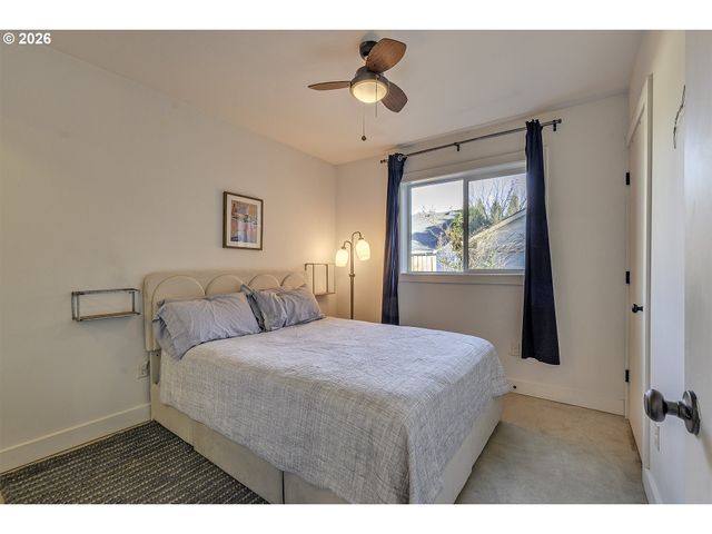 6223 N YALE St, Portland, OR 97203