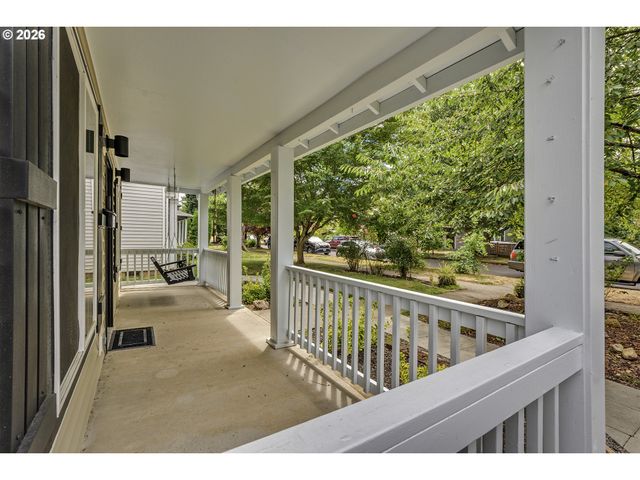 6223 N YALE St, Portland, OR 97203