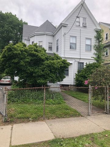 33 Melendy Ave, Watertown, MA 02472