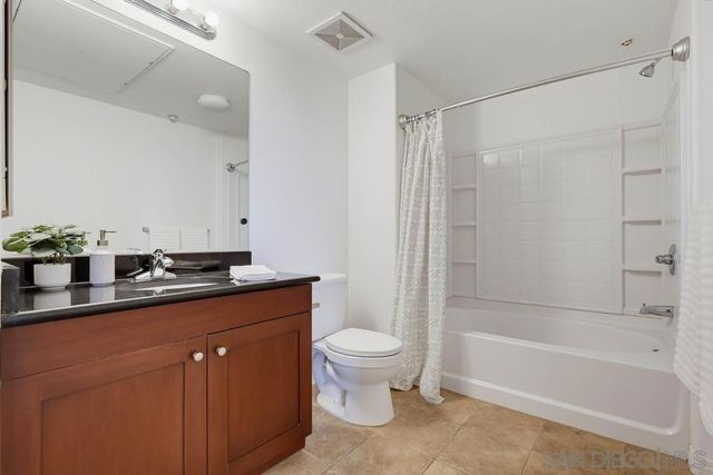 3957 30th 503, San Diego, CA 92104