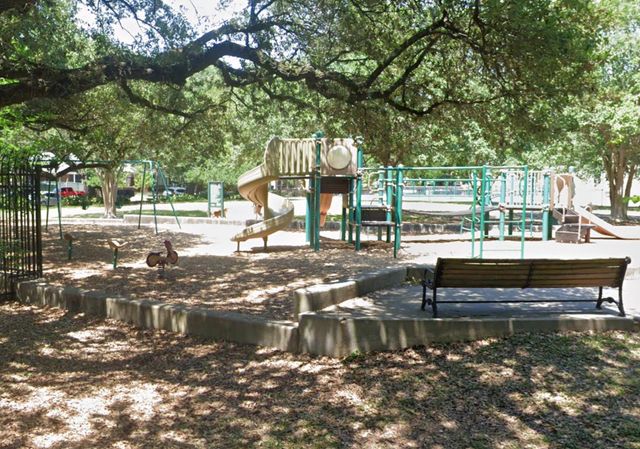 1621 California Street, Houston, TX 77006