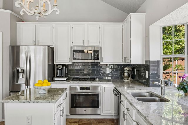 920 Mustang Drive, Allen, TX 75002