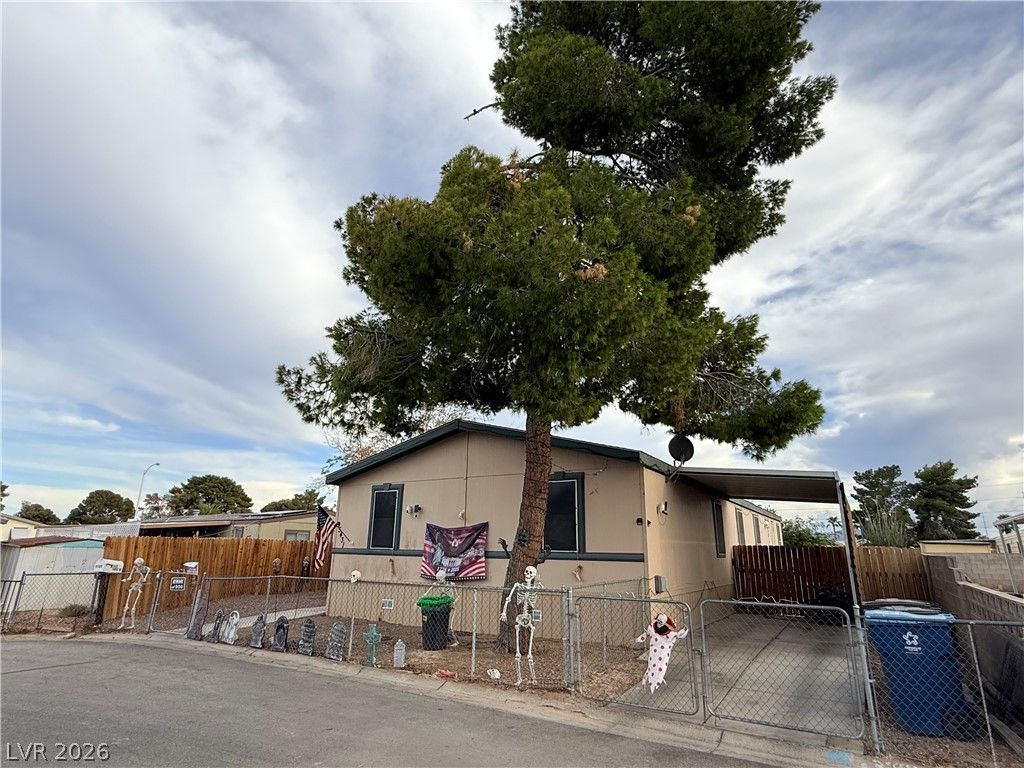 5431 Tahoe Drive, Las Vegas, NV 89142 — exterior