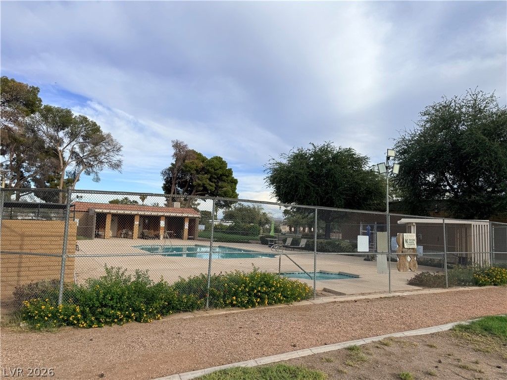5431 Tahoe Drive, Las Vegas, NV 89142 — photo 5
