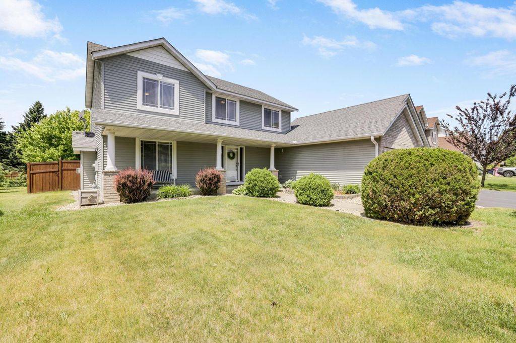 19951 Excelsior Lane, Farmington, MN 55024