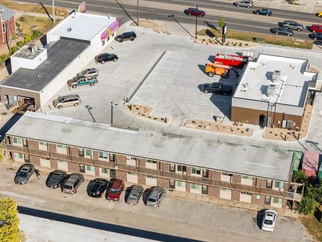 120 32nd Street NE, Cedar Rapids, IA 52402