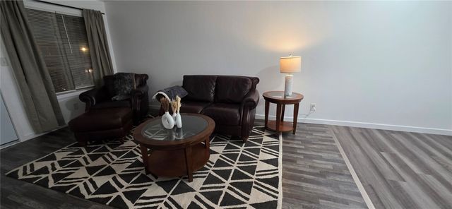 120 32nd Street NE, Cedar Rapids, IA 52402