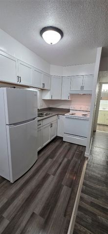 120 32nd Street NE, Cedar Rapids, IA 52402