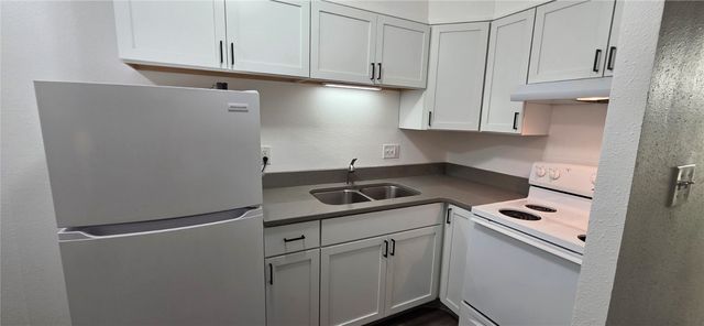 120 32nd Street NE, Cedar Rapids, IA 52402