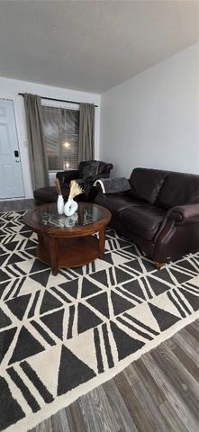 120 32nd Street NE, Cedar Rapids, IA 52402