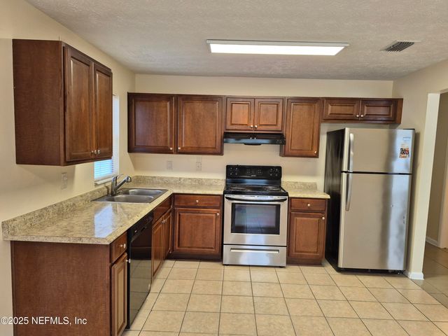 8039 WILSON Boulevard, Jacksonville, FL 32210